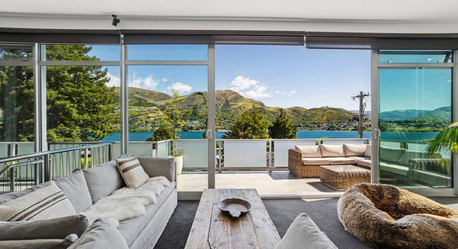  at 18A Loop Road, Kelvin Heights, Queenstown-Lakes, Otago