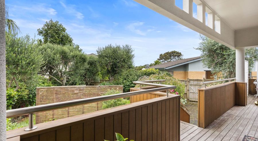  at 5/17 Matata Street, Blockhouse Bay, Auckland