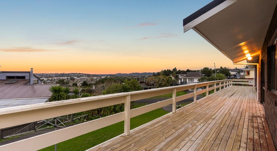  at 22 Rhinevale Close, Henderson, Waitakere City, Auckland