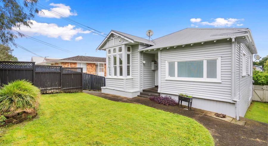  at 17 Kensington Avenue, Mount Eden, Auckland City, Auckland
