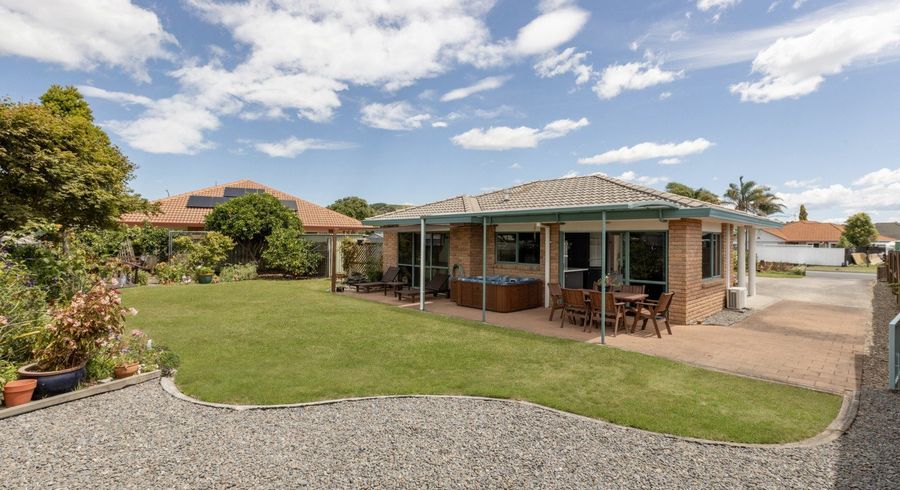  at 172 Pacific View Road, Papamoa Beach, Papamoa