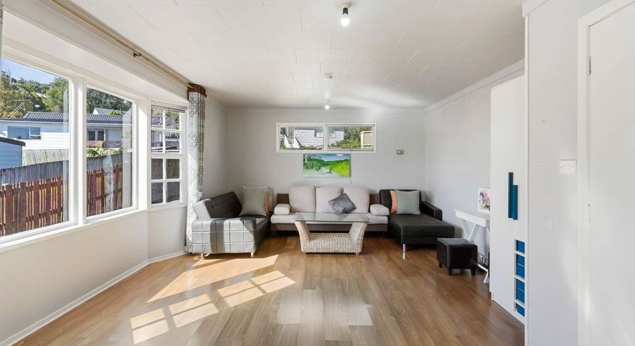  at 101 Oaktree Avenue, Browns Bay, Auckland