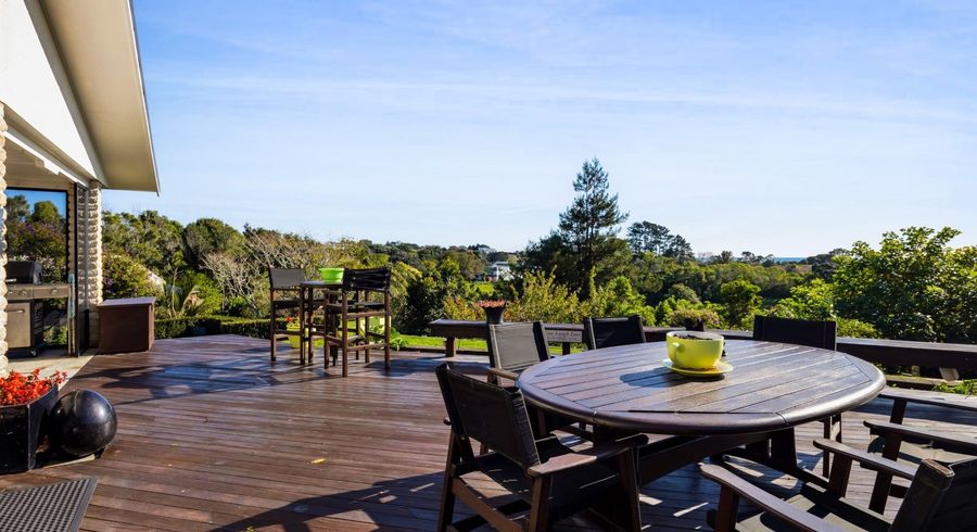  at 14 Sequoia Grove, Merrilands, New Plymouth