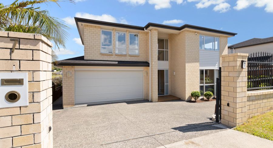  at 7 Ballyboe Place, Pinehill, Auckland