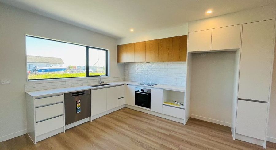  at 5 Battersby Lane, Windsor Park, North Shore City, Auckland