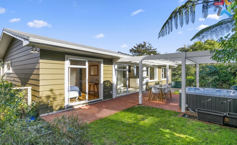  at 14 Pomare Road, Tirohanga, Lower Hutt