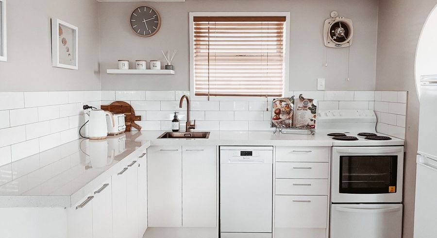  at 243 Marine Parade, Napier South, Napier