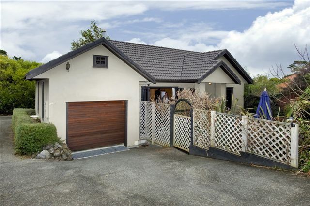  at 17 Wicklam Lane, Greenhithe, Auckland