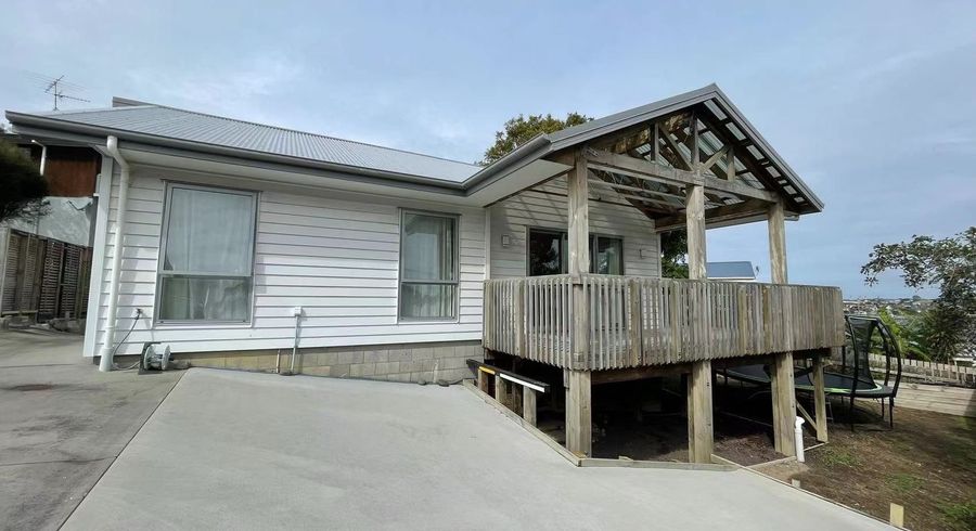  at 102 Stanmore Bay Road, Stanmore Bay, Whangaparāoa