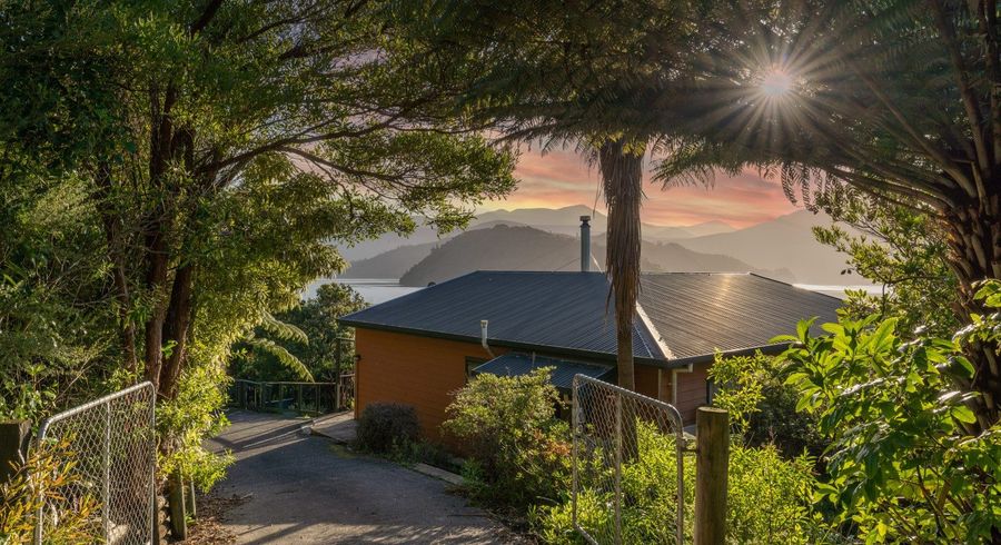  at 42 Lawrence Road, Picton