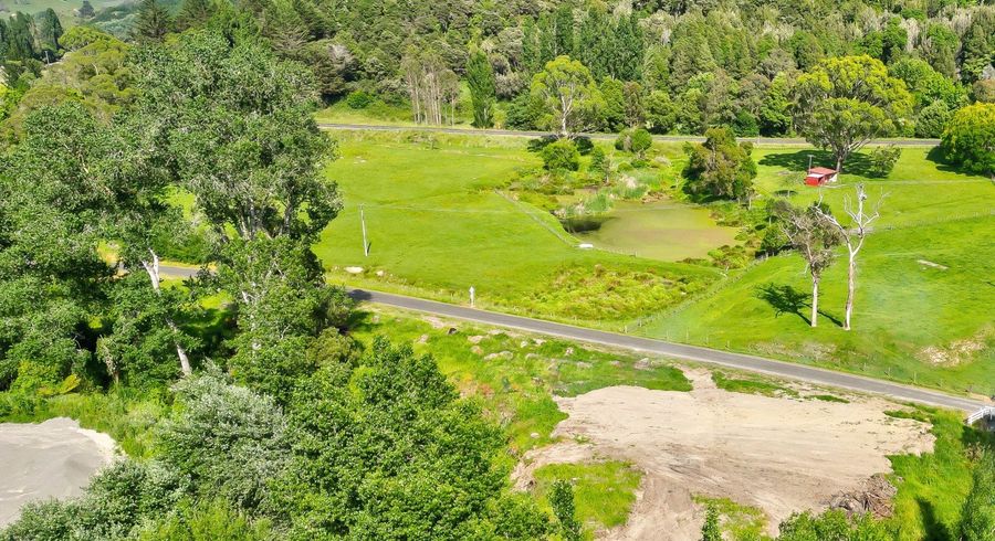  at Old Parapara Road, Upokongaro, Whanganui, Manawatu / Whanganui
