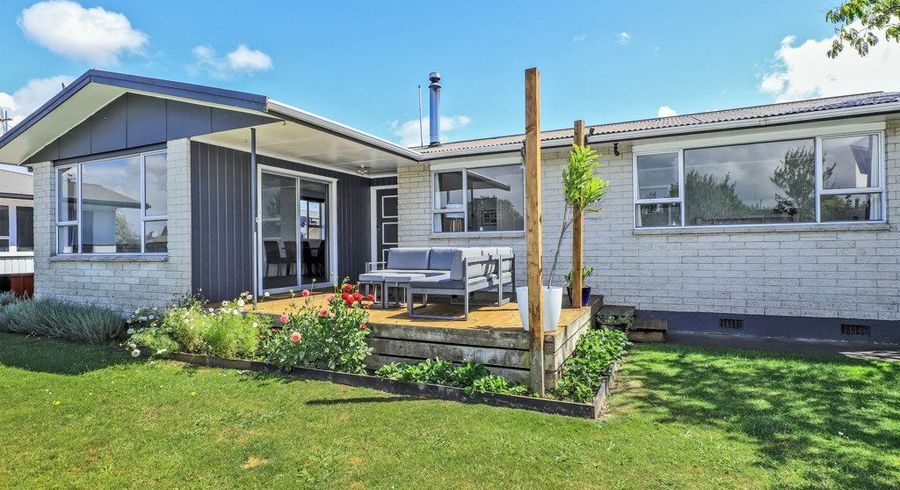 at 2 Murdoch Place, Raureka, Hastings, Hawke's Bay