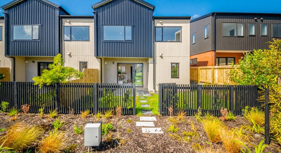  at 8 Hokoteta Street, Mount Wellington, Auckland City, Auckland