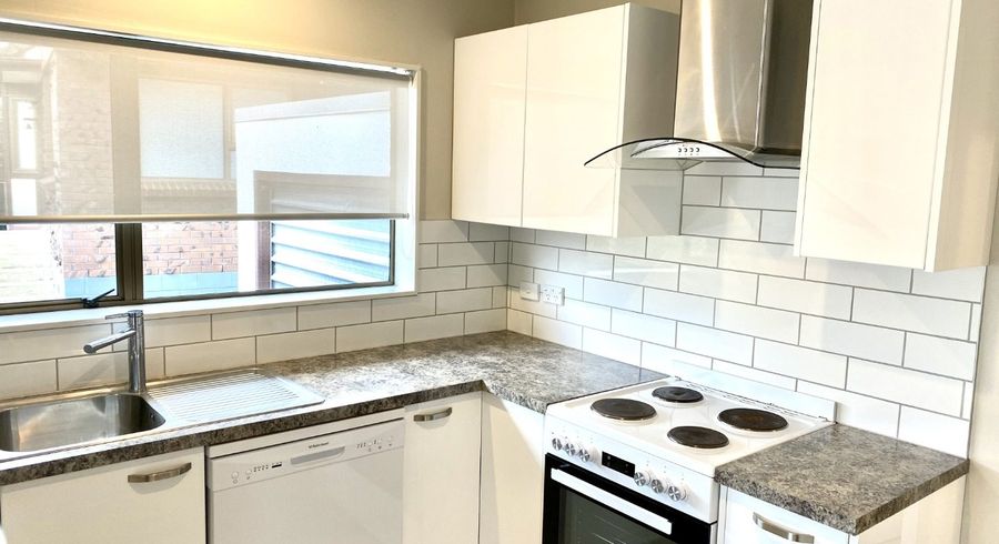  at 27a Weetman Drive, Browns Bay, North Shore City, Auckland