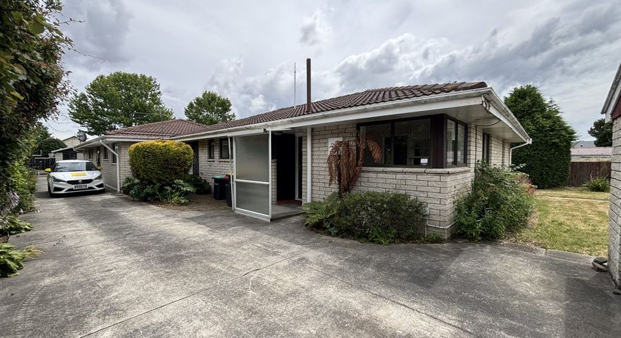 at 24b Westmont Street, Ilam, Christchurch City, Canterbury