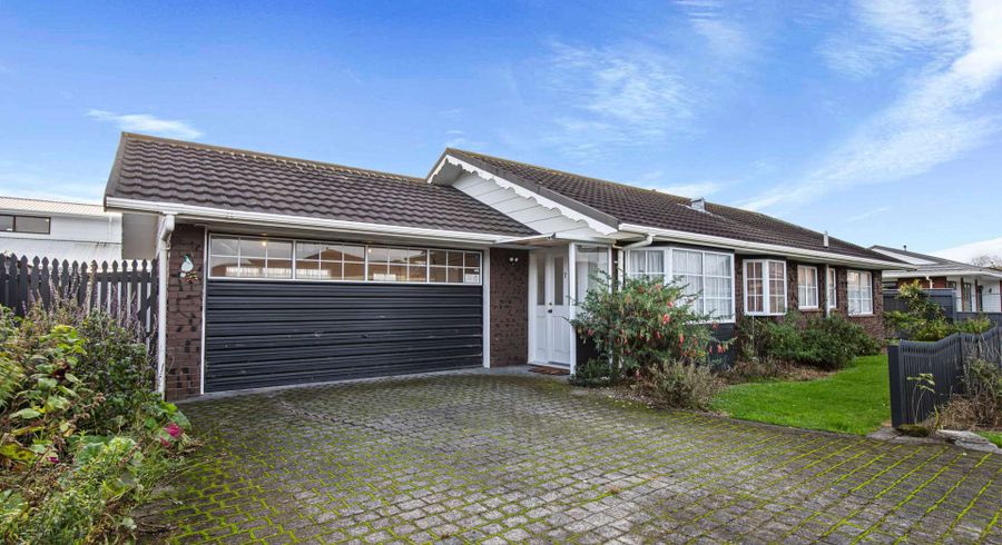  at 7 Kaipara Court, Highbury, Palmerston North