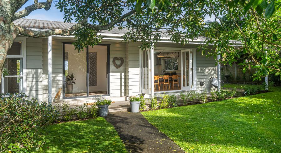  at 12 Midway Avenue, Castor Bay, North Shore City, Auckland
