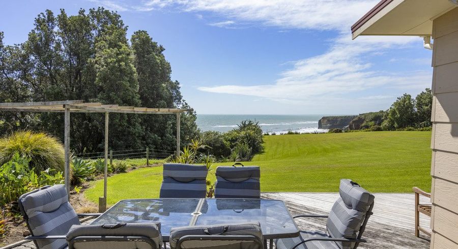  at 4023 Mokau Road, Tongapōrutu, Urenui