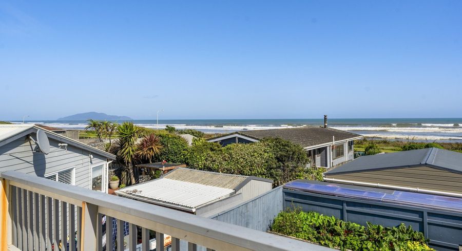  at 3 Scott Avenue, Otaki Beach, Otaki