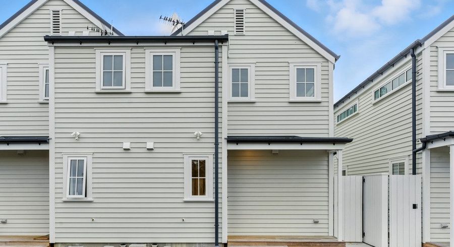  at 2/6 Ensors Road, Opawa, Christchurch City, Canterbury