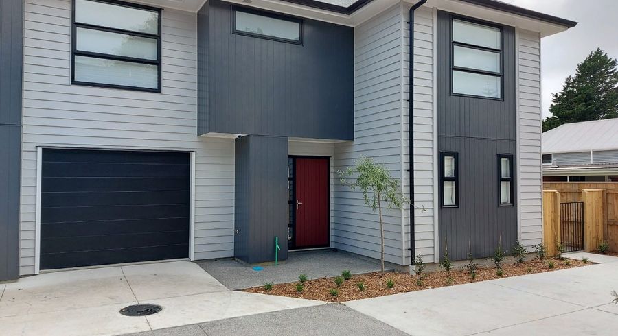 at 18C Royal Street, Upper Hutt Central, Upper Hutt