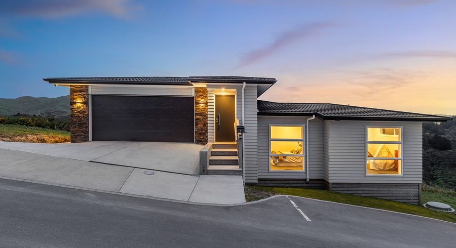  at 6 Stunsail Lane, Whitby, Porirua, Wellington