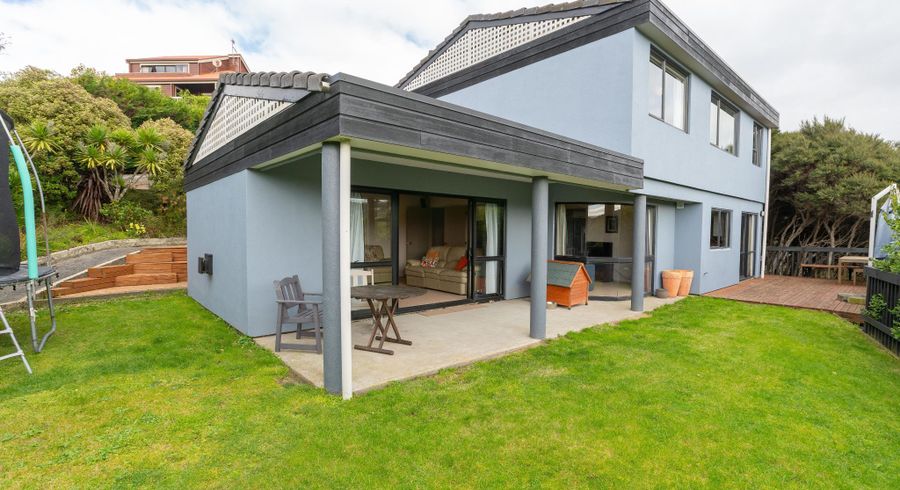  at 18B Sailmaker Close, Whitby, Porirua, Wellington