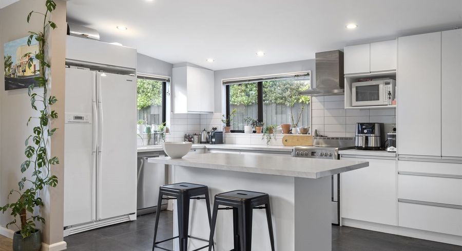  at 32 Canterbury Street, Ashley