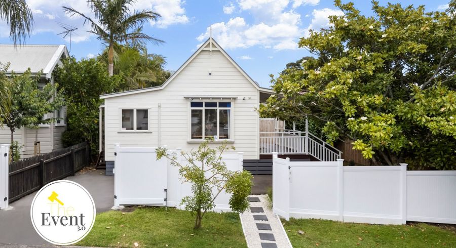  at 158A BEACH HAVEN RD, Beach Haven, Auckland