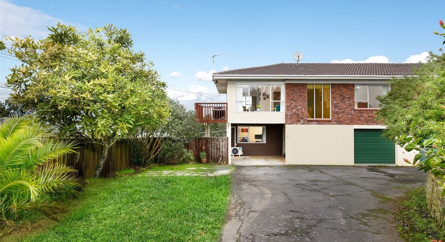  at 1/160A Titirangi road, New Lynn, Waitakere