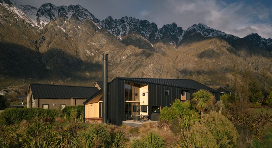  at 14 Caithness Court, Jacks Point, Queenstown-Lakes, Otago
