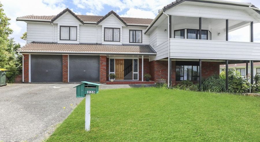  at 225 Chelsea View Drive, Chatswood, Auckland