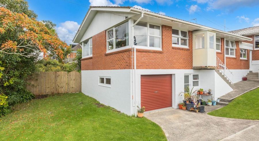  at 1/49 Wolsley Road, Milford, North Shore City, Auckland
