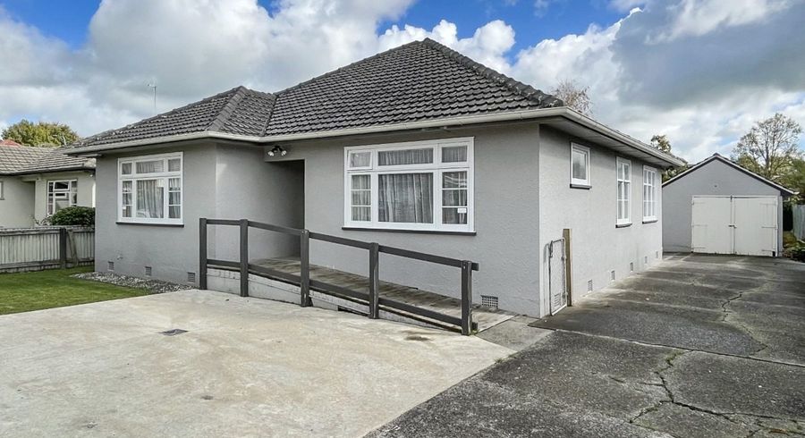  at 17 Rewa Street, Takaro, Palmerston North, Manawatu / Whanganui