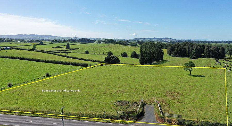  at 1590 Tahuna Road, TE HOE