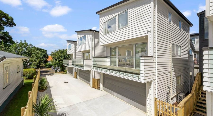  at 7C Waddell Avenue, Point England, Auckland City, Auckland
