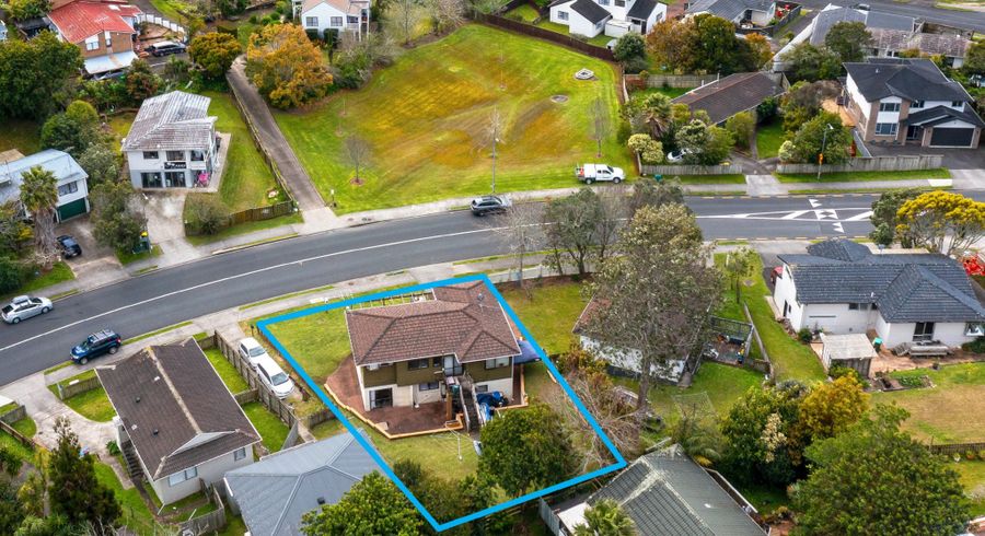  at 67 Oaktree Avenue, Browns Bay, North Shore City, Auckland