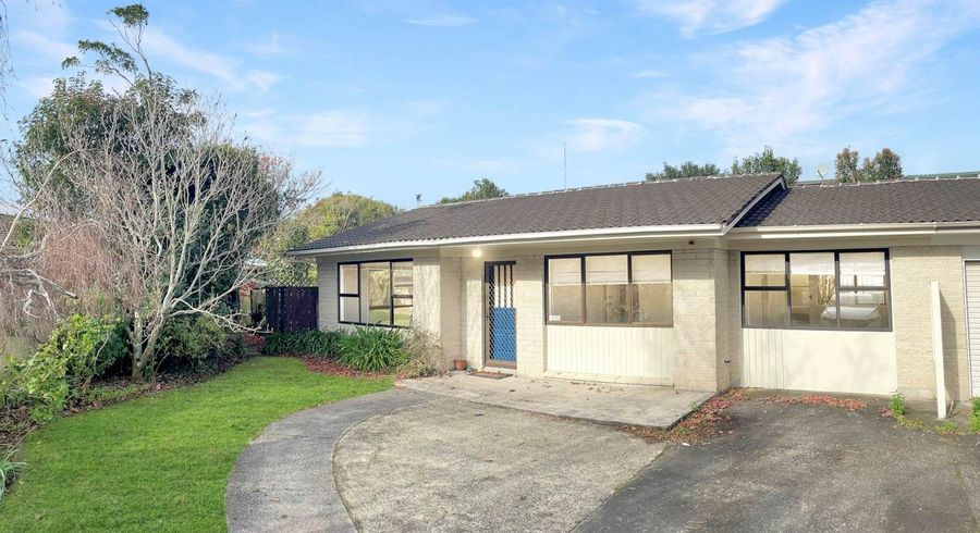  at 1/6 Papatahi Place, Henderson, Waitakere City, Auckland