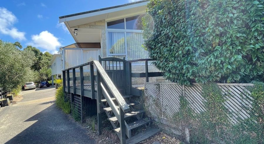  at 38 Sequoia Place, Sunnynook, Auckland