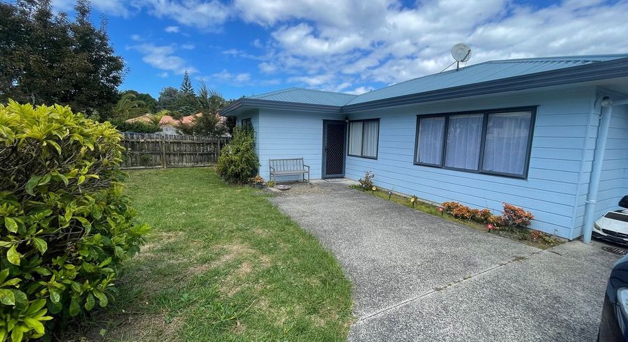 at 1/14 Knott Road, Stanmore Bay, Rodney, Auckland