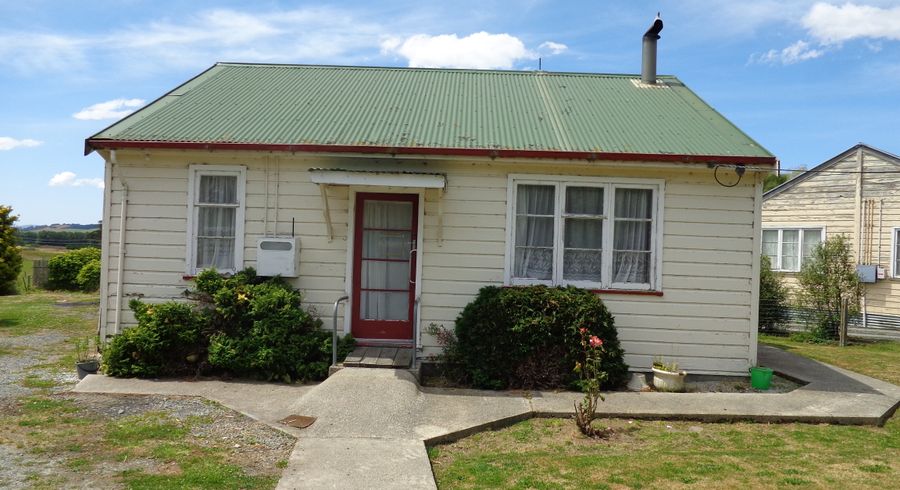  at 12 Loop Road, Benhar, Balclutha