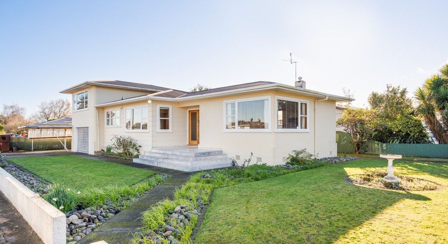  at 2 Austin Place, Awapuni, Palmerston North, Manawatu / Whanganui