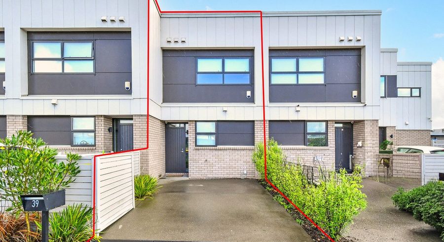  at 39 Periko Way, Takanini, Auckland