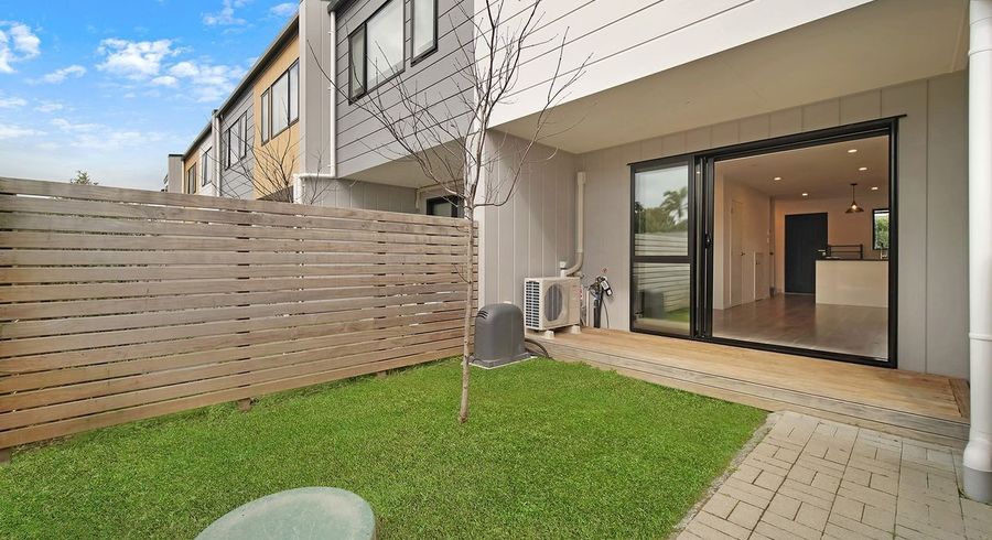  at 11/115 Swanson Road, Henderson, Waitakere City, Auckland