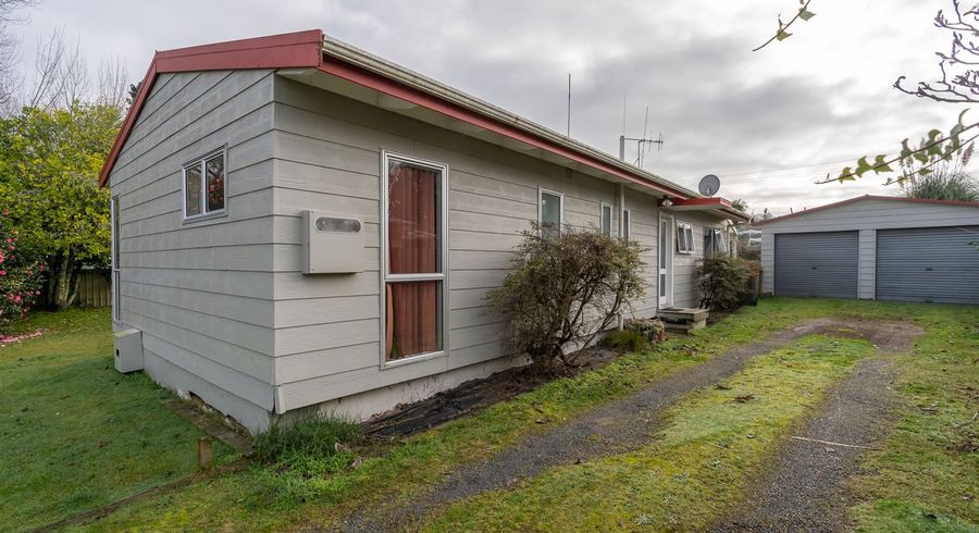  at 27 Riley Place, Fitzroy, Hamilton