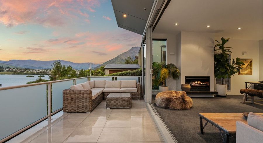  at 18A Loop Road, Kelvin Heights, Queenstown-Lakes, Otago
