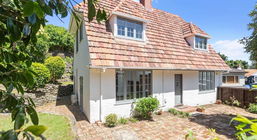  at 4 Bellevue Road, Mount Eden, Auckland City, Auckland