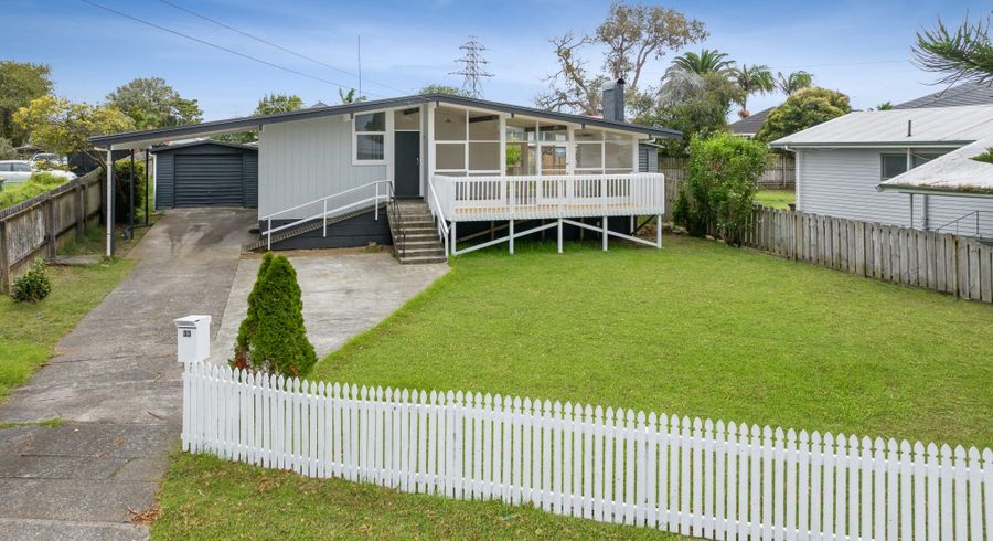  at 33 McBurney Place, Mangere East, Manukau City, Auckland