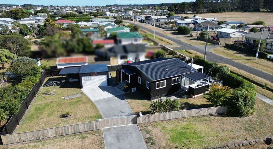  at 8A Te Awa Street, Foxton Beach, Foxton