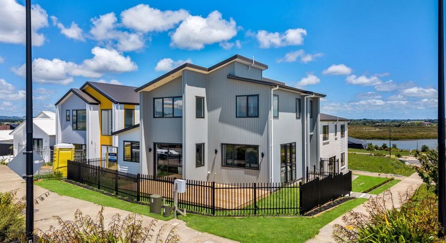  at 14 Parkmore Drive, Karaka, Franklin, Auckland
